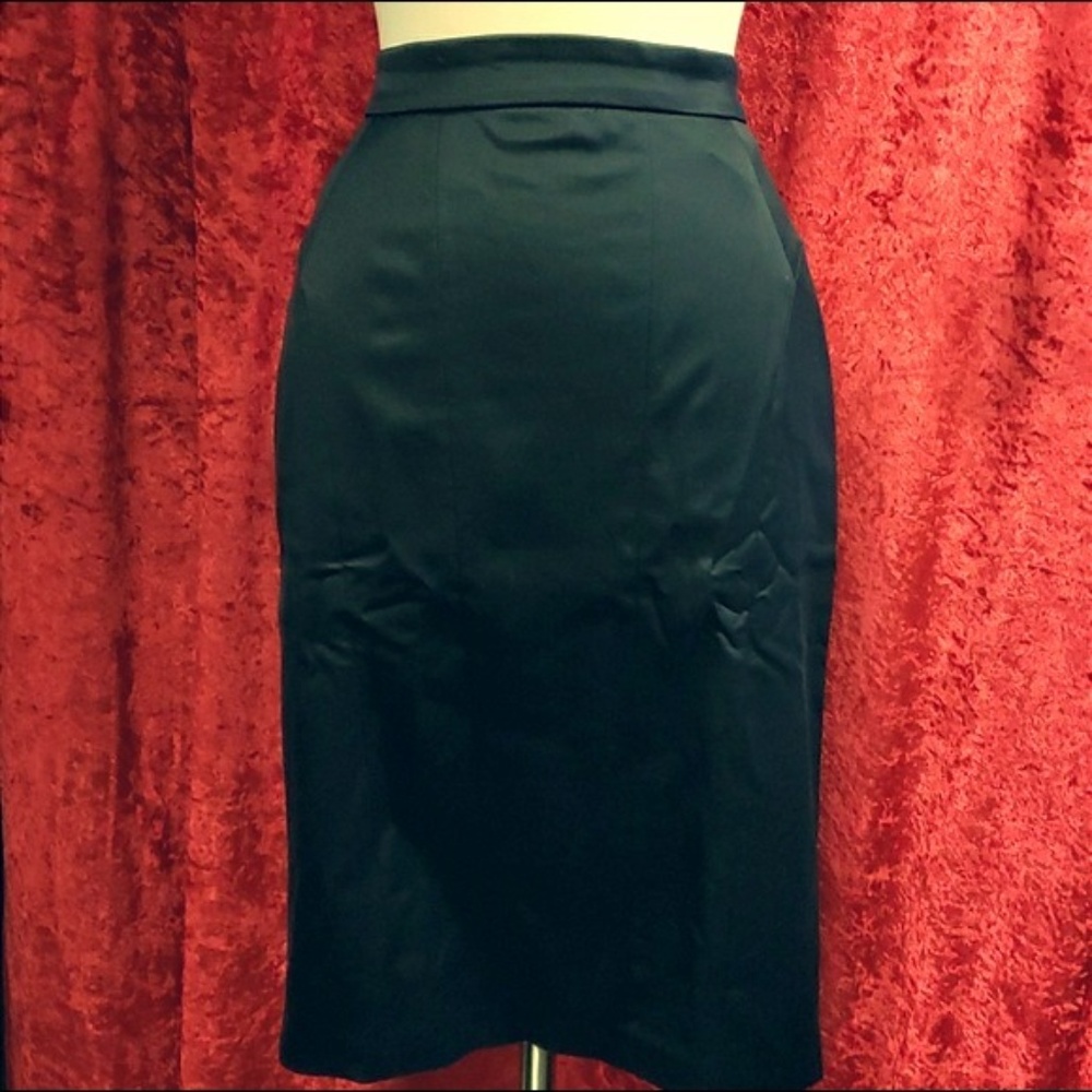 Dolce & Gabanna High Waisted Satin Skirt